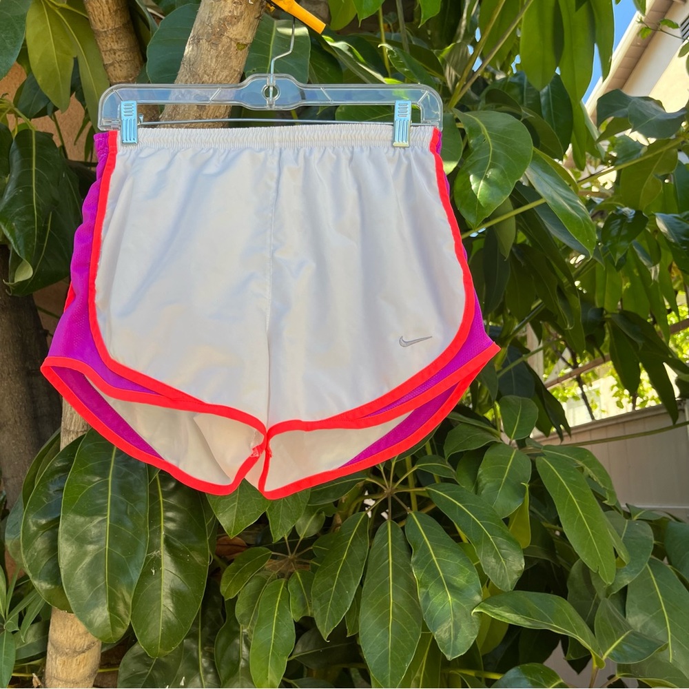 Nike white and multi colored shorts !